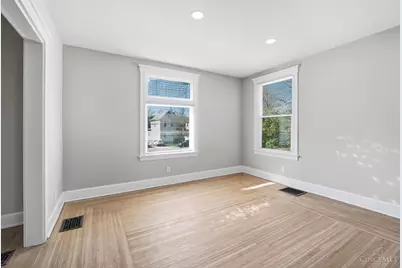 2978 Wardall Avenue, Cincinnati, OH 45211 - Photo 15