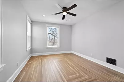 2978 Wardall Avenue, Cincinnati, OH 45211 - Photo 51