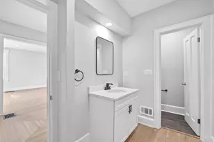 2978 Wardall Ave, Cincinnati, OH 45211 - Photo 37