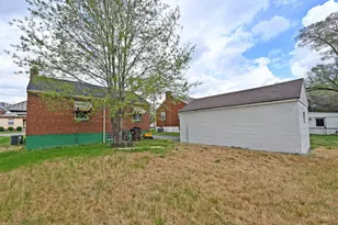 39 Laurel Ave, Springfield Township, OH 45216 - Photo 25