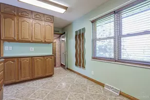 8969 Harrison Pike, Cleves, OH 45002 - Photo 15