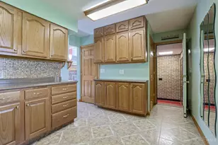 8969 Harrison Pike, Cleves, OH 45002 - Photo 13