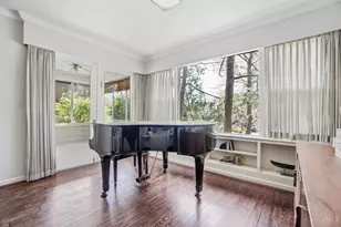 3990 Beechwood Ave, Cincinnati, OH 45229 - Photo 11