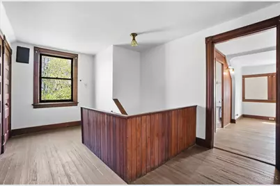 3990 Beechwood Avenue, Cincinnati, OH 45229 - Photo 39