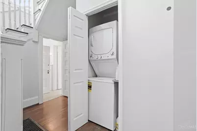 3990 Beechwood Avenue, Cincinnati, OH 45229 - Photo 37