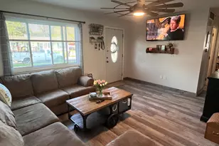 7769 Jandaracres Dr, Cincinnati, OH 45248 - Photo 7