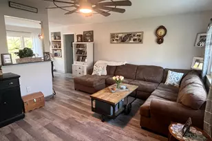 7769 Jandaracres Dr, Cincinnati, OH 45248 - Photo 9