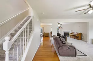 8080 Kings Ct, Hamilton Township, OH 45039 - Photo 7