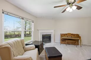 8080 Kings Ct, Hamilton Township, OH 45039 - Photo 11