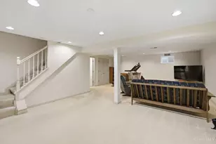 8080 Kings Ct, Hamilton Township, OH 45039 - Photo 33