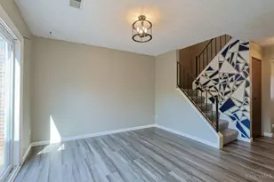 212 Duchess Ln, Union Township, OH 45255 - Photo 9