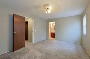 212 Duchess Ln, Union Township, OH 45255 - Photo 13