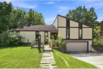 124 Fairborn Drive, Hamilton, OH 45013 - Photo 1