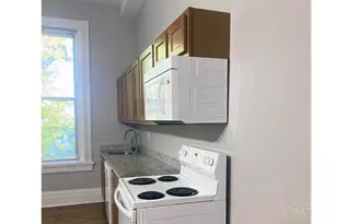 2215 Ohio Ave, Cincinnati, OH 45219 - Photo 7