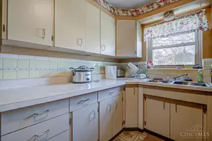 4760 Clevesdale Dr, Cincinnati, OH 45238 - Photo 25