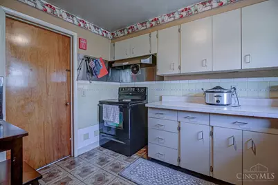 4760 Clevesdale Drive, Cincinnati, OH 45238 - Photo 23