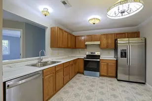 817 Neeb Rd, Delhi Township, OH 45233 - Photo 9