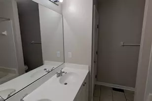 8724 Galecrest Dr, Hamilton Township, OH 45039 - Photo 23