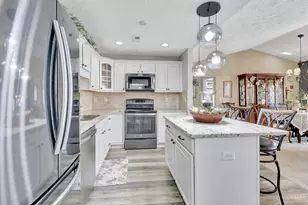 8003 Pinnacle Point Dr, West Chester, OH 45069 - Photo 5
