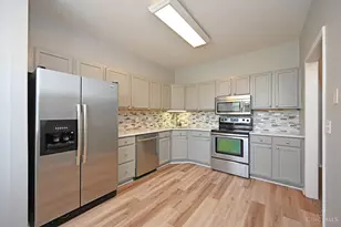 9007 Galewind Way, West Chester, OH 45069 - Photo 5