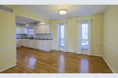 3877 Appletree Court, Cincinnati, OH 45247 - Photo 13