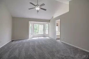 8796 Carey Woods Ln, West Chester, OH 45069 - Photo 25