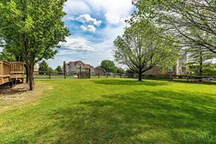 8796 Carey Woods Ln, West Chester, OH 45069 - Photo 49
