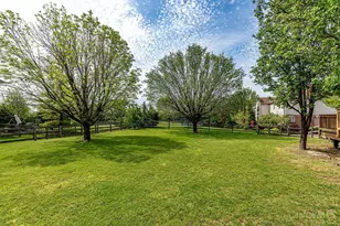 8796 Carey Woods Ln, West Chester, OH 45069 - Photo 47