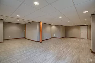 8796 Carey Woods Ln, West Chester, OH 45069 - Photo 39