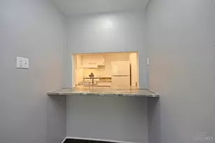 945 Parkside Pl, Cincinnati, OH 45202 - Photo 13