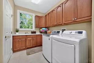 1041 Blue Sky Dr, Goshen, OH 45122 - Photo 19
