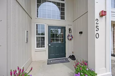 250 Postoak Lane #I, Milford, OH 45150 - Photo 3