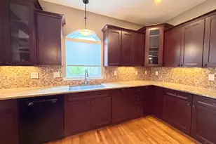 8016 Stonegate Dr, Anderson Township, OH 45255 - Photo 21