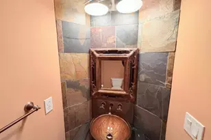 8016 Stonegate Dr, Anderson Township, OH 45255 - Photo 11