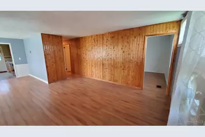 7 Apache Court, Loveland, OH 45140 - Photo 3