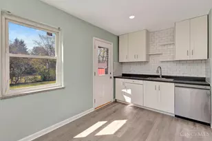 3041 Crestmoor Ln, Green Township, OH 45238 - Photo 15