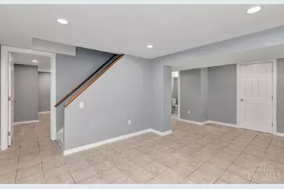 3041 Crestmoor Lane, Green Township, OH 45238 - Photo 23