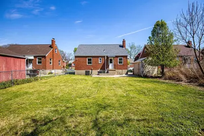 3041 Crestmoor Lane, Green Township, OH 45238 - Photo 5