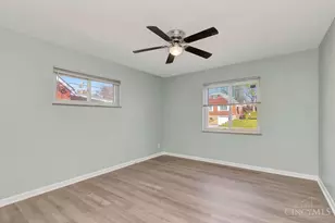 3041 Crestmoor Ln, Green Township, OH 45238 - Photo 17