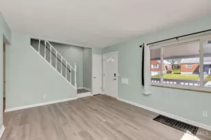 3041 Crestmoor Ln, Green Township, OH 45238 - Photo 11