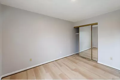 9925 Grasscreek Court, Cincinnati, OH 45231 - Photo 19