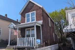 409 Maple St, Elmwood Place, OH 45216 - Photo 3