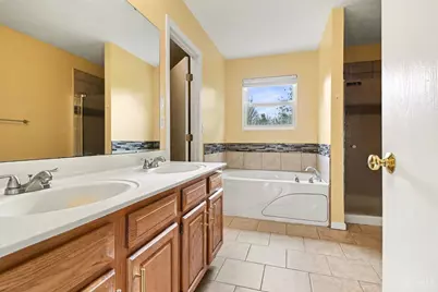 10000 Trapp Lane, Springfield Township, OH 45231 - Photo 17