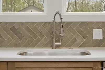 5018 Stewart Avenue, Cincinnati, OH 45227 - Photo 19