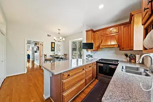 3248 Columbia Pkwy, Cincinnati, OH 45226 - Photo 13