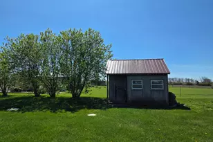 7001 Ghormley Rd, Wayne Twp, OH 45123 - Photo 31