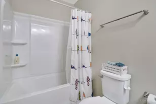 5872 Parkview Ln, Miami Township, OH 45150 - Photo 23