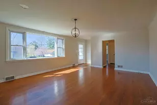 1536 St Clair Ave, Cincinnati, OH 45231 - Photo 5