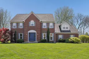 1129 Avalon Dr, Hamilton Township, OH 45039 - Photo 1