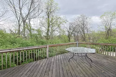 452 Riddle Road, Cincinnati, OH 45220 - Photo 27